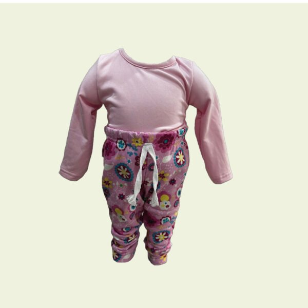 Pantalón bebé rosa con mandalas y flores – estilo alegre y femenino - Image 2