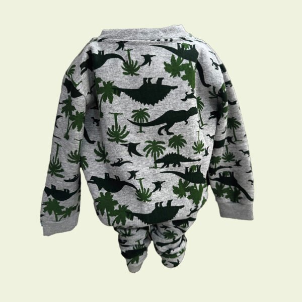 Buzo de bebé gris con dinosaurios verdes – suave y canchero - Image 2
