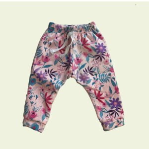Pantalón de bebé con flores en tonos pasteles – cómodo y alegre